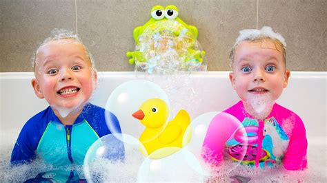 Bath Song - kids songs - Gaby and Alex