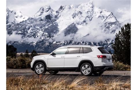 8 Best Vehicles With AWD to Buy This Winter | U.S. News & World Report