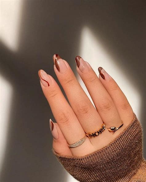 The 7 Best Minimalist Nail Designs for 2021! | GMA Entertainment