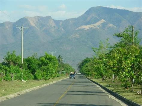 Volcanoes in El Salvador. Explore These Iconic Beauties