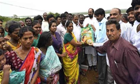 Uttam tours flood-affected villages in Suryapet