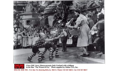 "WIZARD OF OZ" Lollipop Guild Munchkins Originally Signed Picture