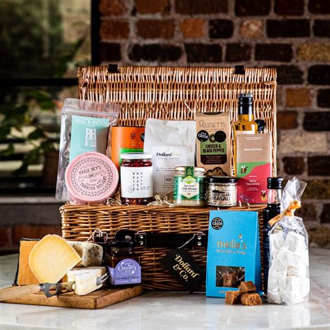 Irish Food Hamper – Dollard & Co