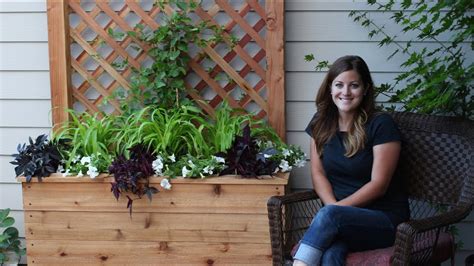 Diy Planter Box With Trellis Plans | DIY