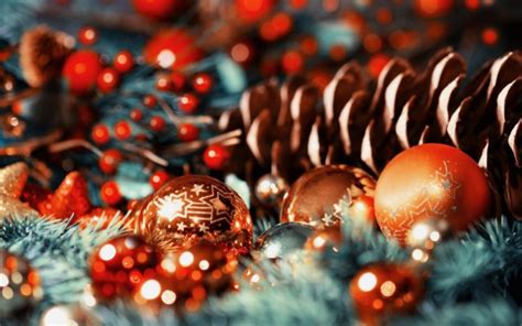 Christmas, Christmas ornaments, Bokeh, Depth of field, Pine cones HD Wallpapers / Desktop and ...