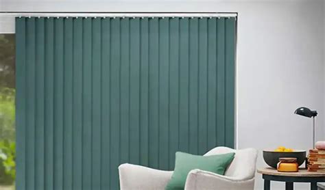 Enhance Comfort : Customize with Motorized Vertical Blinds