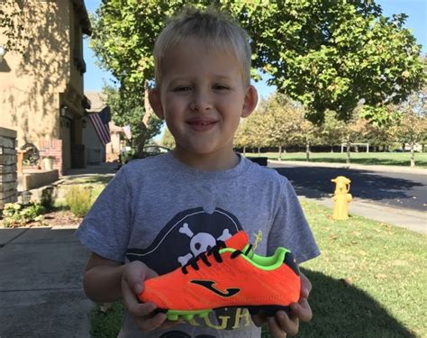 How To Pick The Best Soccer Cleats For Toddlers - Soccer Cleats 101