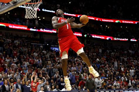 Zion Williamson closes out Pelicans win over Suns with 360 windmill dunk - Yahoo Sports