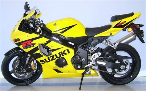 SUZUKI GSX-R600 - Review and photos