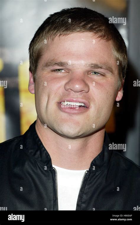 EVAN JONES 8 MILE WORLD FILM PREMIERE WESTWOOD LOS ANGELES USA 06 November 2002 Stock Photo - Alamy