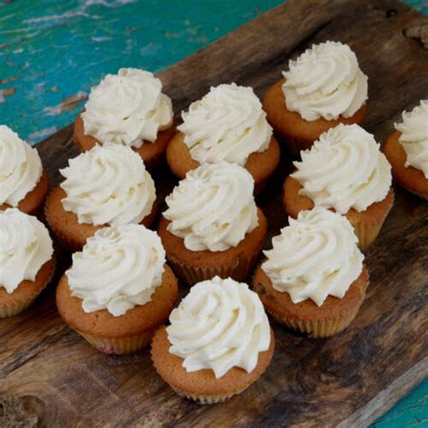 White Chocolate Frosting Cupcakes - Kevin Dundon online cookery courses