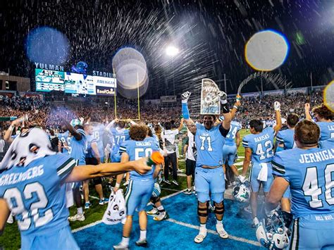 Yulman Stadium erupts into celebration as Green Wave captures AAC ...