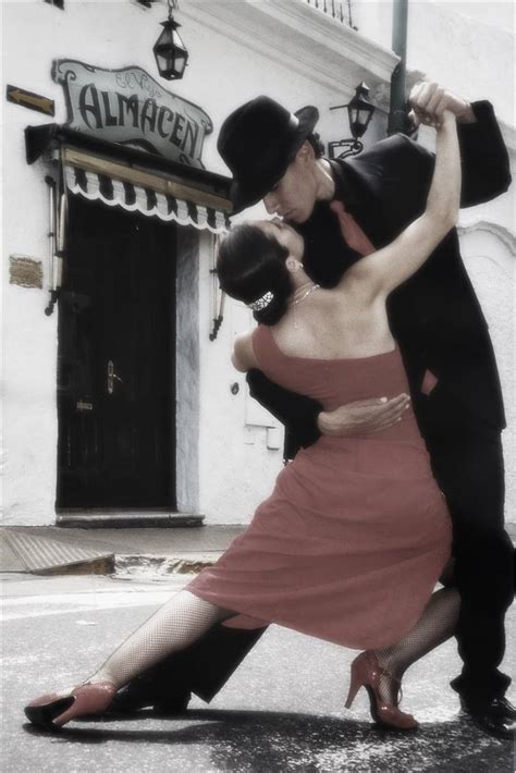 Argentine Tango - History, Elements and Styles