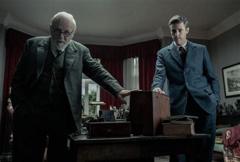 First Look at Matthew Goode as C.S. Lewis in "Freud's Last Session" - NarniaWeb | Netflix's ...