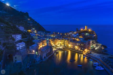 Night on Vernazza [IT] | UNESCO : Portovenere, Cinque Terre,… | Flickr