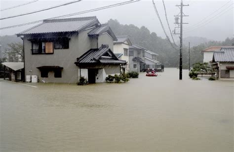 Japan ramps up rescue efforts as typhoon leaves 35 dead