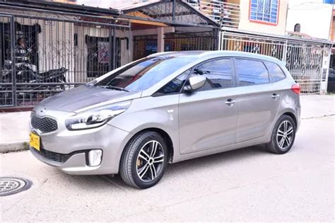 Kia Carens 2.0 Suv Ex | TuCarro