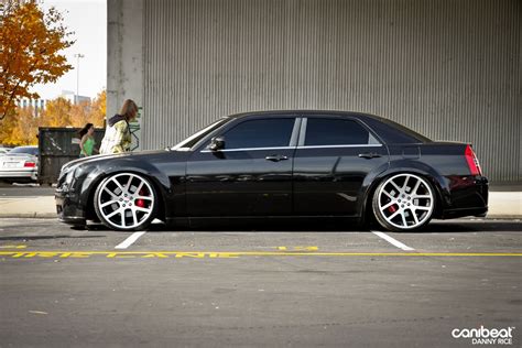 SRT 10 Ram wheels on this Chrysler 300C | Chrysler 300, Chrysler 300 touring, Chrysler 300s