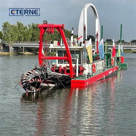 Hydraulic Dredging Machine Ship River Cutter Suction Diesel Sand ...