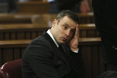 South African Olympic star Oscar Pistorius released from prison - EFE ...