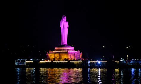 Gautama Buddha in Hussain Sagar Lake - PixaHive