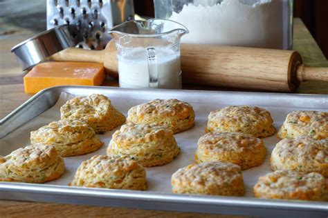 Easy Buttermilk Biscuits - Weekend at the Cottage