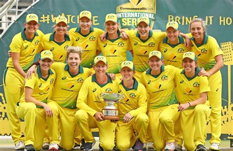 Women Cricketers Wallpapers - Wallpaper Cave