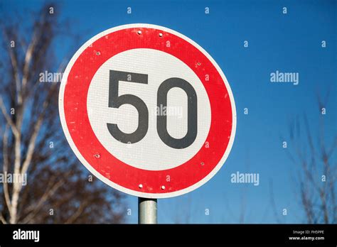 Highway 50 sign hi-res stock photography and images - Alamy