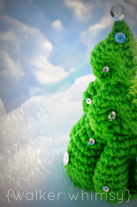 {walker whimsy}: Crochet Christmas Tree {POTM}