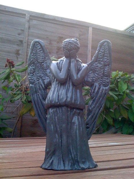 Weeping Angel | Angel garden statues, Garden angels, Weeping angel