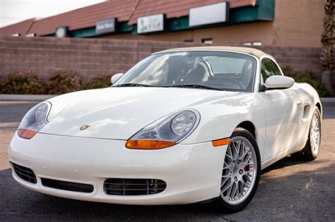 Place Bid - One-Owner 16k-Mile 2001 Porsche 986 Boxster S 6-Speed | PCARMARKET