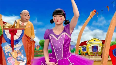 LazyTown (2002)