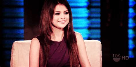 Selena Gomez Laugh | Gifrific