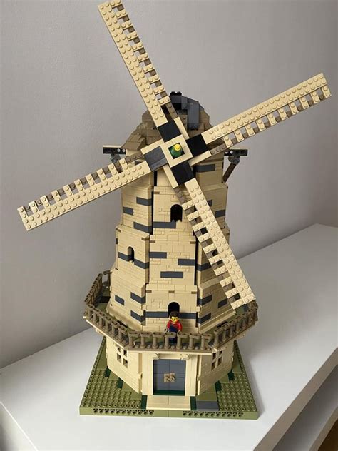 LEGO MOC Dutch Windmill by Jippie | Rebrickable - Build with LEGO