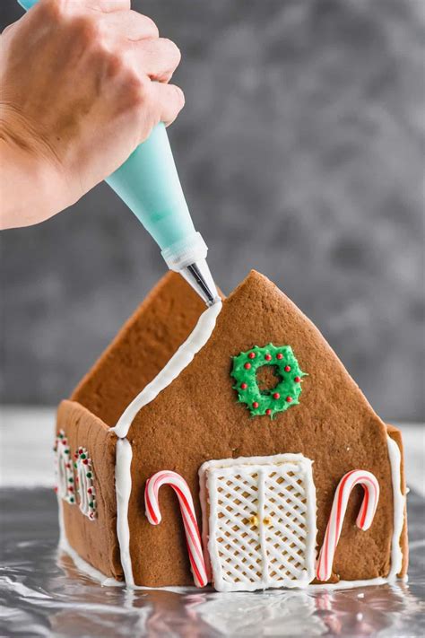 Gingerbread House Icing - Wine & Glue