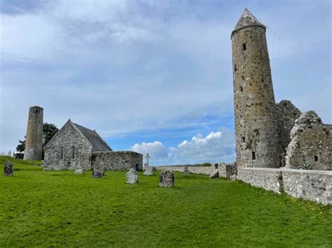 Clonmacnoise Monastery | Visit the Clonmacnoise Monastic Site