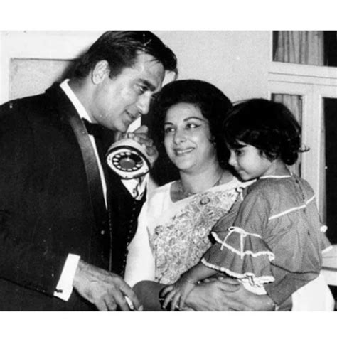 Nargis Dutt birth anniversary: Young Sanjay Dutt's throwback pictures ...