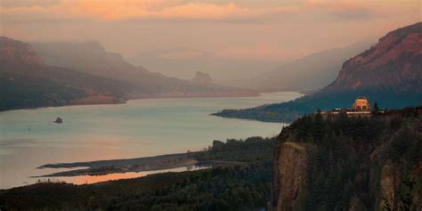 Columbia River Gorge | Best Places to Visit in Oregon