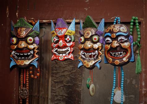 Chinese Opera Mask Colors and Their Symbolic Meanings | Color Meanings