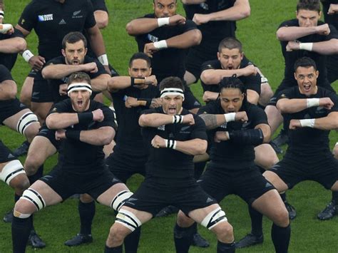 Rugby : le haka des All Blacks a-t-il un effet dopant sur le mental des joueurs ? - Sciences et ...