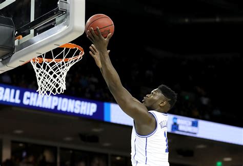 Zion Williamson's March Madness debut: All dunks, highlights