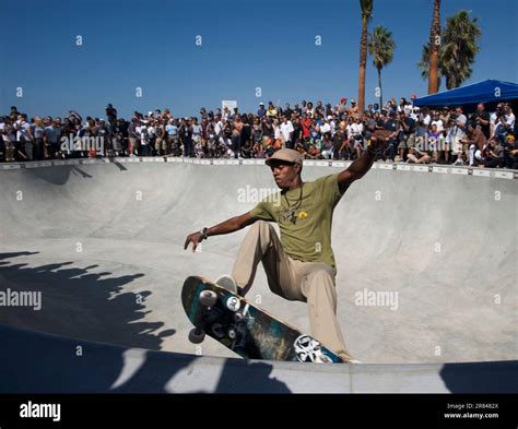 The opening of the new Venice Skate Park in Venice Beach, California Stock Photo - Alamy