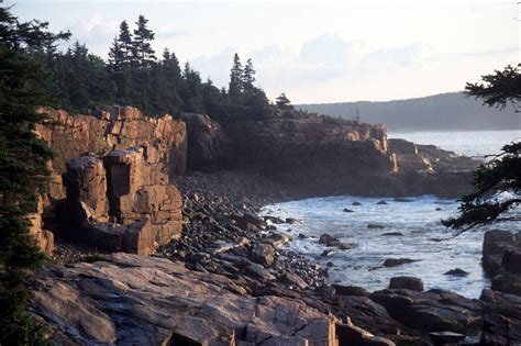 Acadia National Park - Ocean Path - Maine Trail Finder