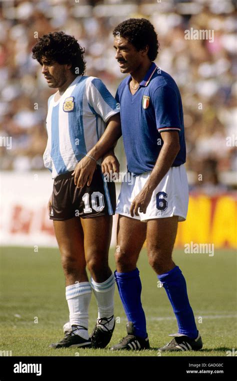 Italy argentina world cup 1982 hi-res stock photography and images - Alamy