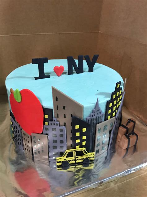 New York cake New York Cake, City Cake, Drip Cakes, Birthday Cake, Tony, Desserts, York City ...