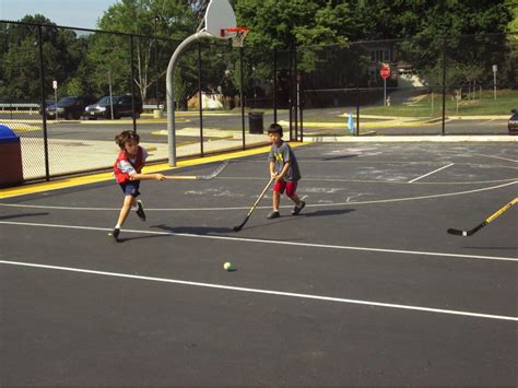 STREET HOCKEY