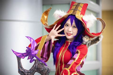 LULU COSPLAY | Day 1 at the 2018 World Championship Group St… | Flickr