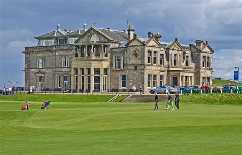 The 18th green and club house at St. Andrews, most famous of all golf ...