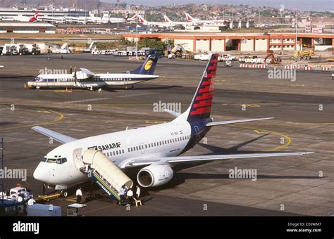 Sahara airport hi-res stock photography and images - Alamy