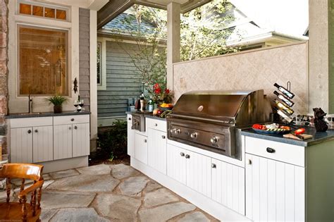 Outdoor Kitchen Cabinets - Landscaping Network